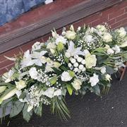 Coffin spray in shades of white